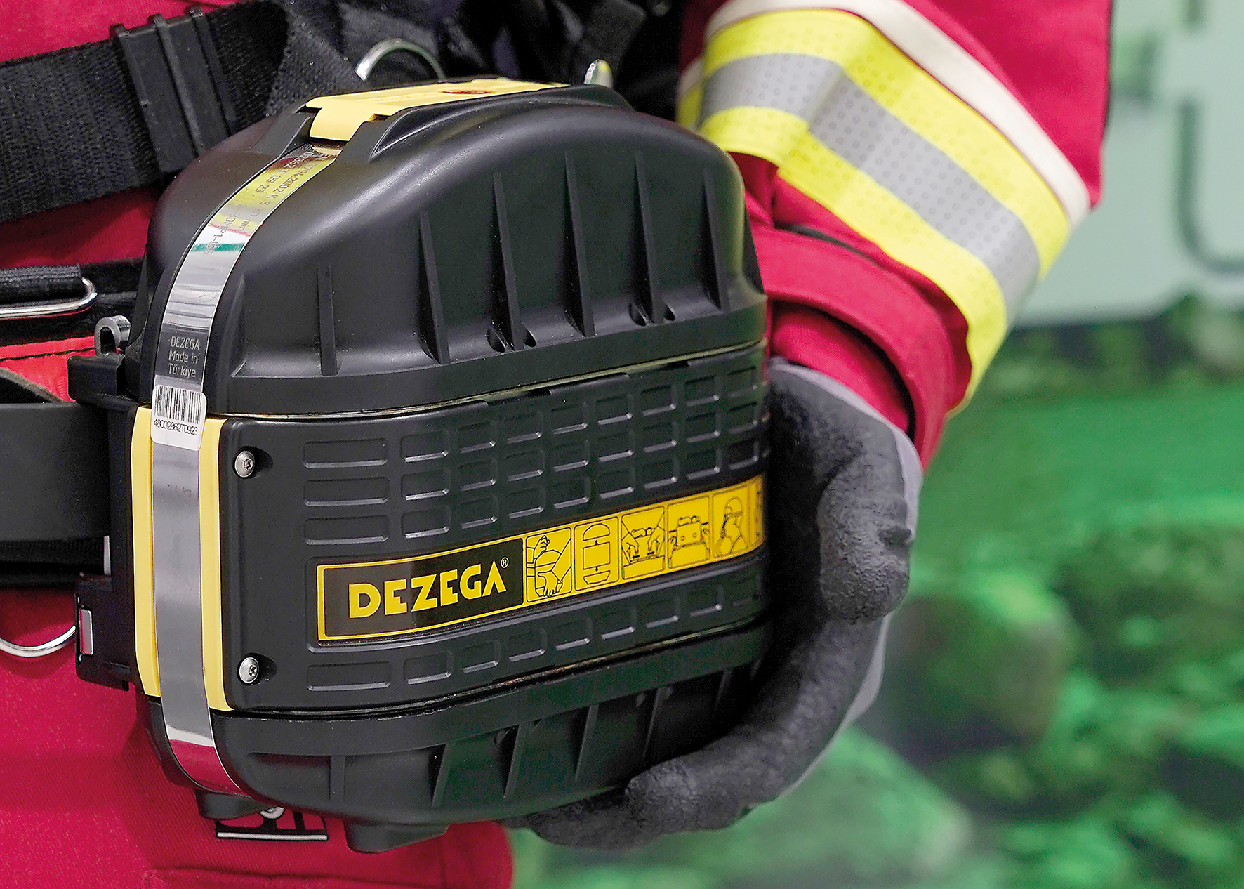 Carbo 30 - 30 Minuten Atemluft für aktive Flucht oder etwa 90 Minuten im Ruhezustand